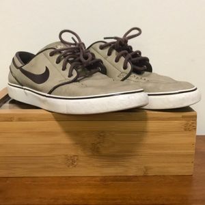 Nike SB Stefan Janoski shoes / sneakers. Size 8.